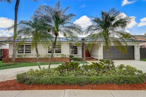 8331 NW 166th Ter, Miami Lakes, FL 33016 photo 1