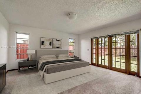 8331 NW 166th Ter, Miami Lakes, FL 33016 photo 3