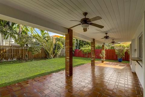 8331 NW 166th Ter, Miami Lakes, FL 33016 photo 29