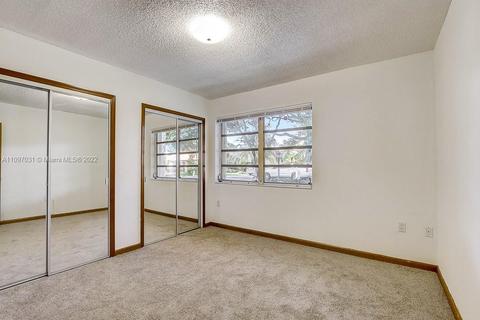 8331 NW 166th Ter, Miami Lakes, FL 33016 photo 21