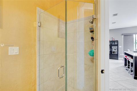 3307 W 99th Pl, Hialeah, FL 33018 photo 32