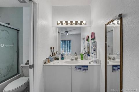 297 E 3rd St #203, Hialeah, FL 33010 photo 22