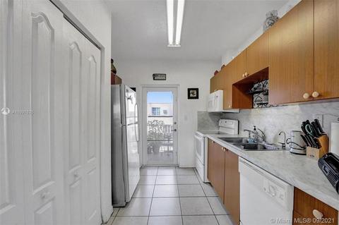 297 E 3rd St #203, Hialeah, FL 33010 photo 16