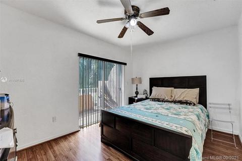 297 E 3rd St #203, Hialeah, FL 33010 photo 17