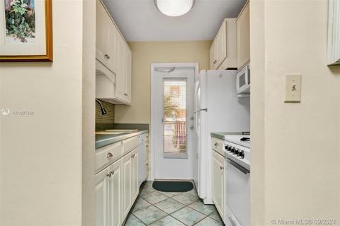 331 E Mcnab Rd #116, Pompano Beach, FL 33060 photo 16