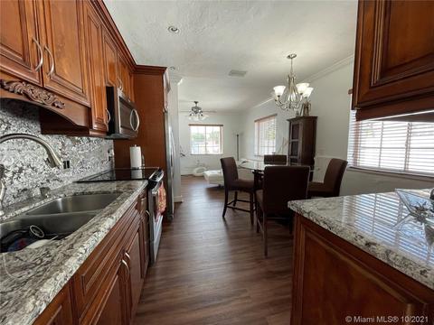 317 E 20th St, Hialeah, FL 33010 photo 23