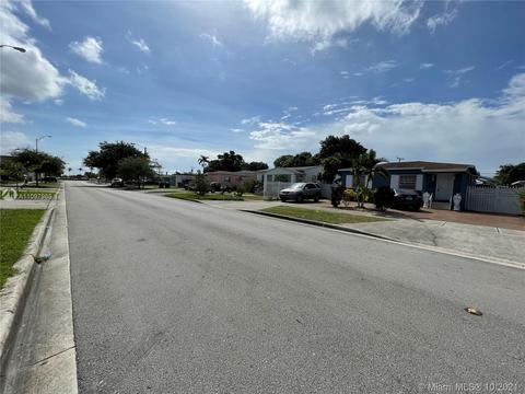 317 E 20th St, Hialeah, FL 33010 photo 4
