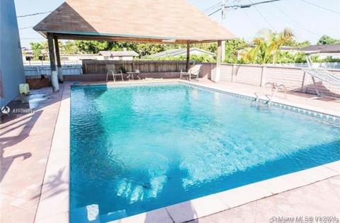 591 E 44th St, Hialeah, FL 33013 photo 2