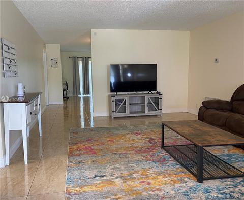 1908 SW 84th Ave, North Lauderdale, FL 33068 photo 2