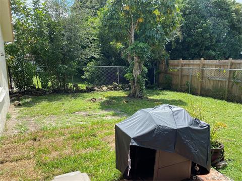 1908 SW 84th Ave, North Lauderdale, FL 33068 photo 23