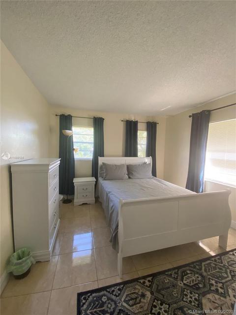 1908 SW 84th Ave, North Lauderdale, FL 33068 photo 8