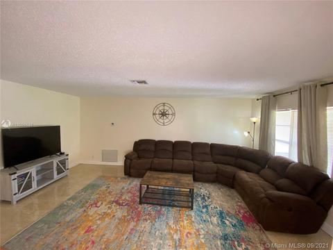 1908 SW 84th Ave, North Lauderdale, FL 33068 photo 3