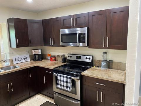 1908 SW 84th Ave, North Lauderdale, FL 33068 photo 15