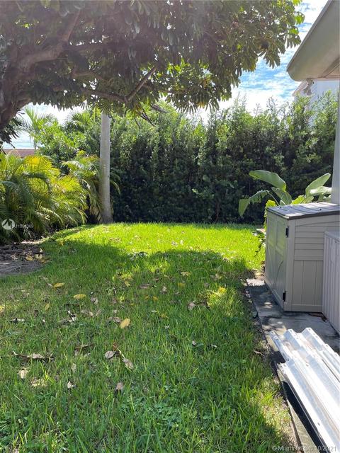8835 Carlyle Ave, Surfside, FL 33154 photo 25