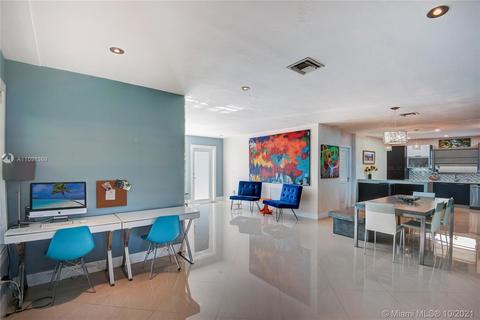8835 Carlyle Ave, Surfside, FL 33154 photo 10