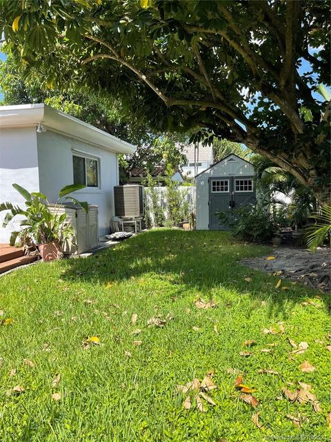 8835 Carlyle Ave, Surfside, FL 33154 photo 28