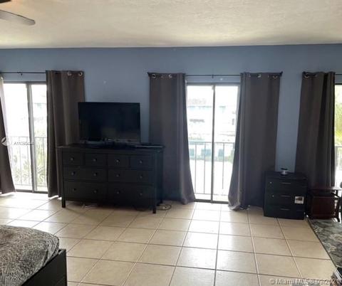 6427 Windmill Gate Rd, Miami Lakes, FL 33014 photo 21