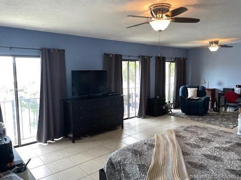 6427 Windmill Gate Rd, Miami Lakes, FL 33014 photo 18