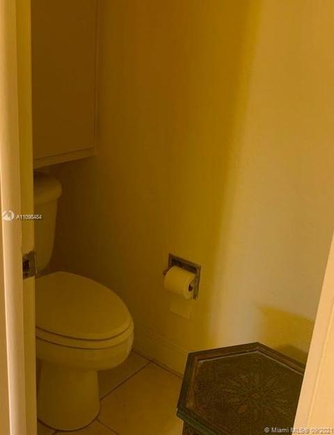 6427 Windmill Gate Rd, Miami Lakes, FL 33014 photo 10