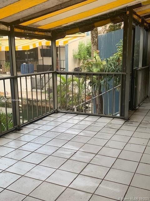 6427 Windmill Gate Rd, Miami Lakes, FL 33014 photo 12