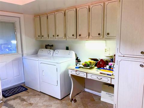 345 Sarto Ave, Coral Gables, FL 33134 photo 4