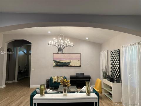 4000 E Hibiscus St, Weston, FL 33332 photo 6