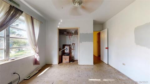 651 E 11th Pl, Hialeah, FL 33010 photo 14