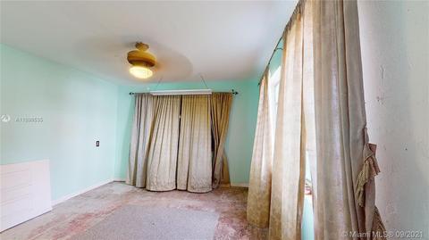 651 E 11th Pl, Hialeah, FL 33010 photo 9