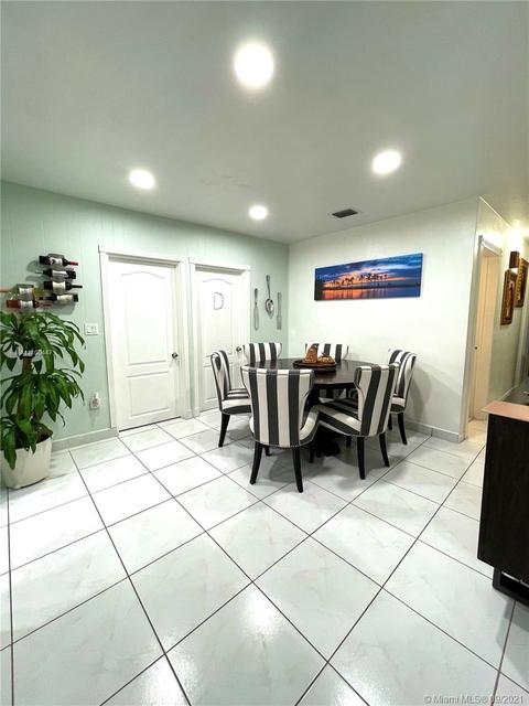 1087 W 69th Pl, Hialeah, FL 33014 photo 8