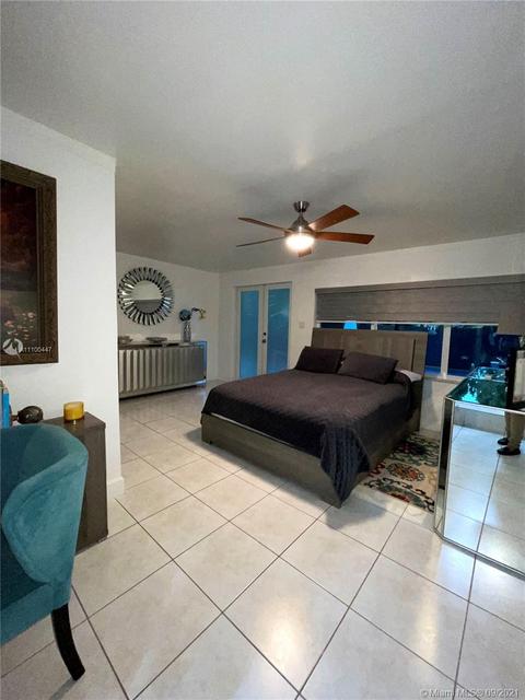 1087 W 69th Pl, Hialeah, FL 33014 photo 24