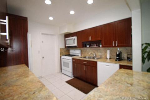 1087 W 69th Pl, Hialeah, FL 33014 photo 17