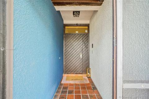 16409 Bridge End Rd, Miami Lakes, FL 33014 photo 2