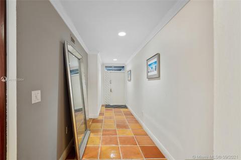 16409 Bridge End Rd, Miami Lakes, FL 33014 photo 4