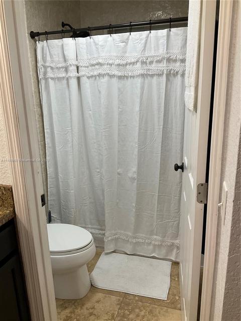 524 E 30th St, Hialeah, FL 33013 photo 19