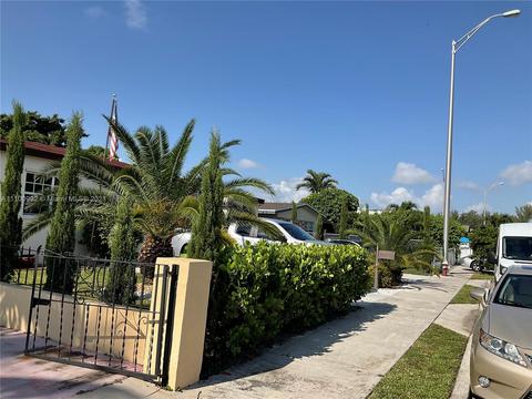 524 E 30th St, Hialeah, FL 33013 photo 6