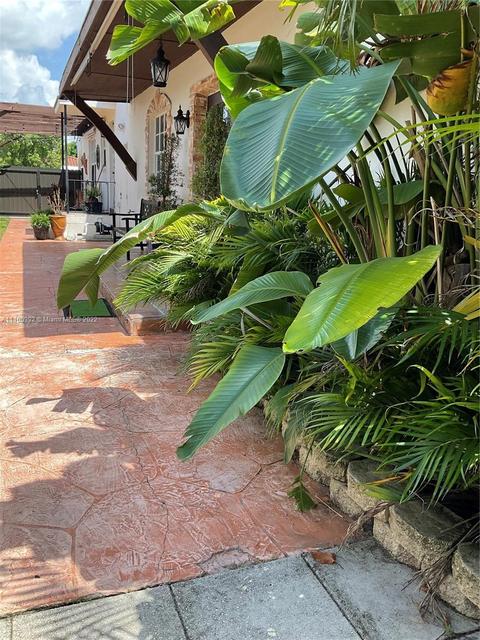 524 E 30th St, Hialeah, FL 33013 photo 61