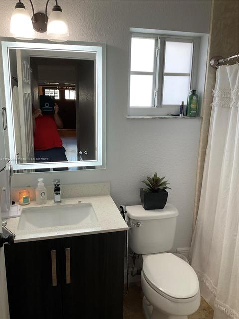 524 E 30th St, Hialeah, FL 33013 photo 28