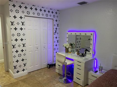 524 E 30th St, Hialeah, FL 33013 photo 76