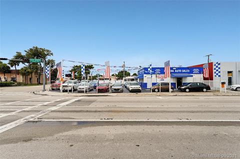 4265 E 8th Ave, Hialeah, FL 33013 photo 4
