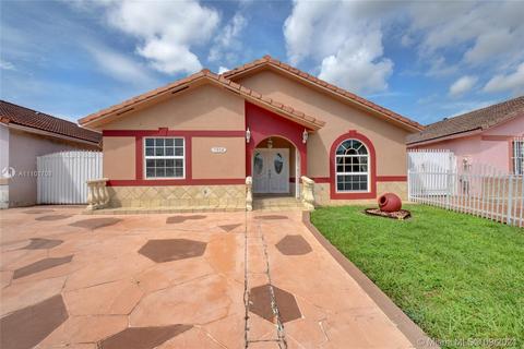 7510 W 32nd Ln, Hialeah, FL 33018 photo 2