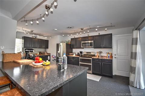 2511 NE 33rd St, Lighthouse Point, FL 33064 photo 9