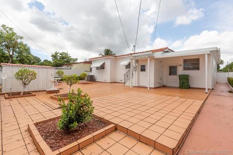 3425 E 1st Ct, Hialeah, FL 33013 photo 16