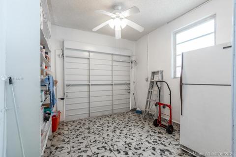 3425 E 1st Ct, Hialeah, FL 33013 photo 18