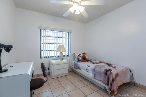 3425 E 1st Ct, Hialeah, FL 33013 photo 13