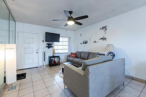 3425 E 1st Ct, Hialeah, FL 33013 photo 6