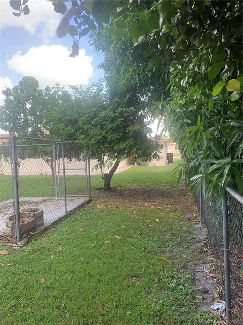 314 E 52nd St, Hialeah, FL 33013 photo 64