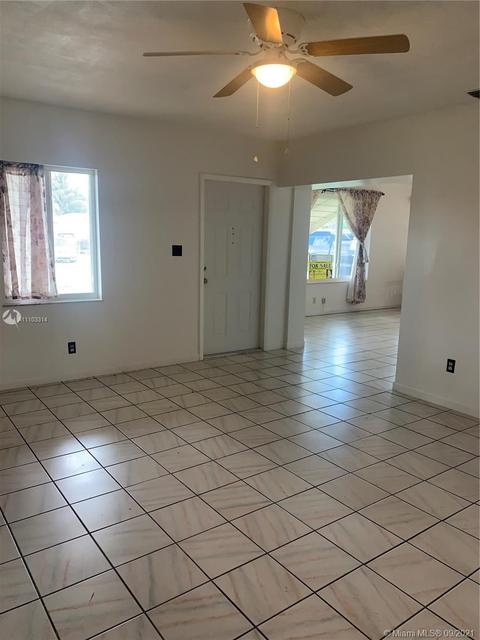 314 E 52nd St, Hialeah, FL 33013 photo 11