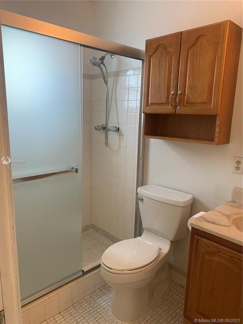 314 E 52nd St, Hialeah, FL 33013 photo 26