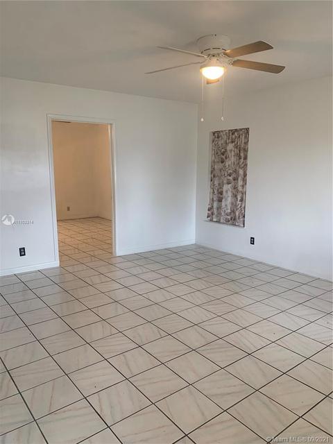 314 E 52nd St, Hialeah, FL 33013 photo 14
