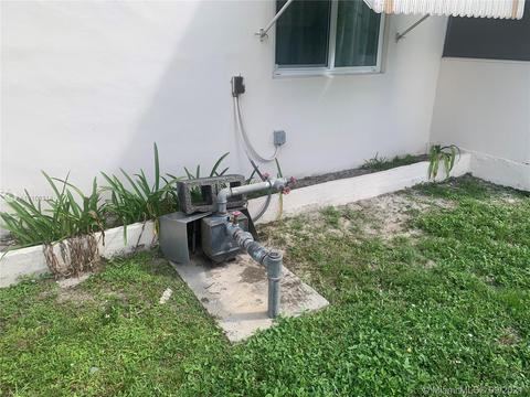 314 E 52nd St, Hialeah, FL 33013 photo 49